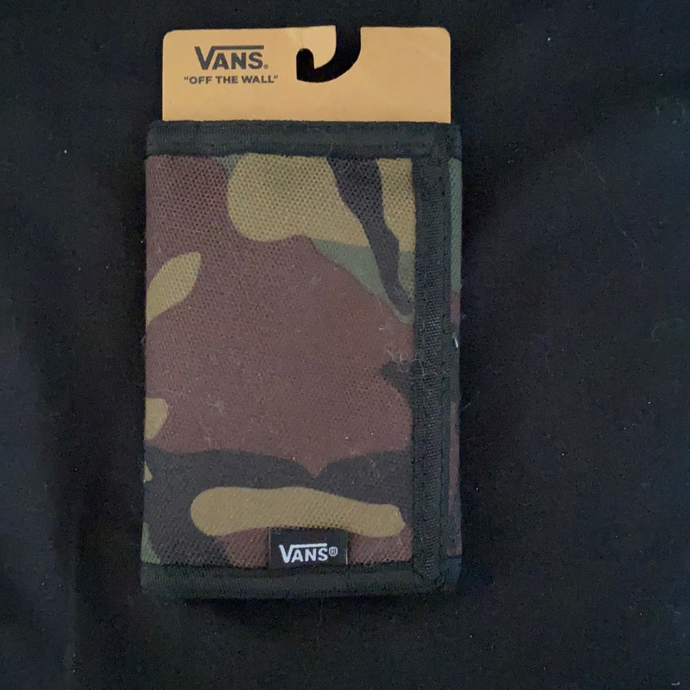 camo vans wallet